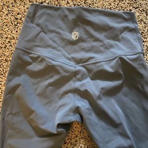 Born primitive leggings